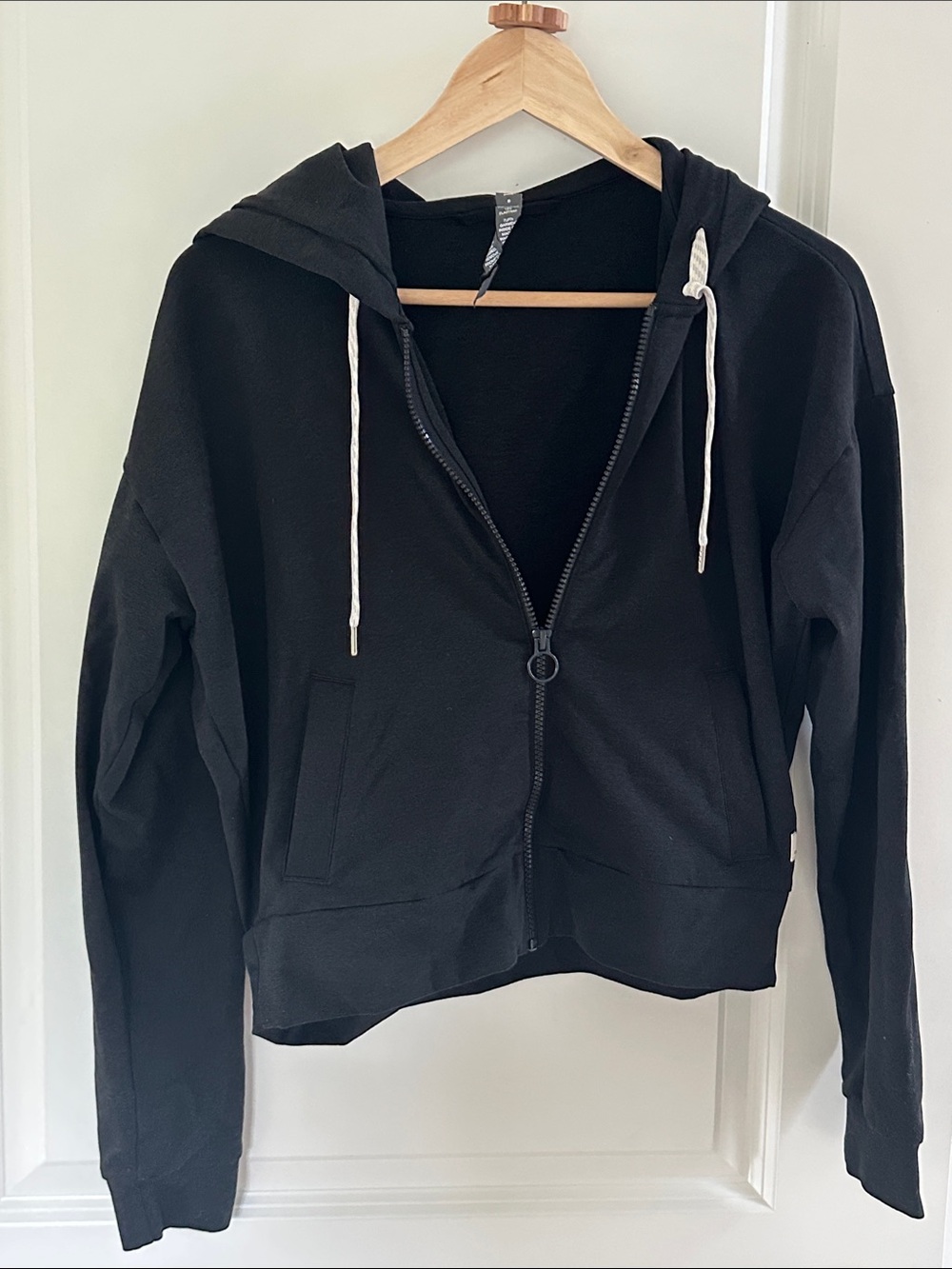 Vouri Black Zip-Up Hooded Sweatshirt for Women